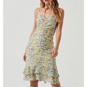 ASTR The Label Tawny Floral Ruched Midi Dress Women’s SZ Small in Yellow Green